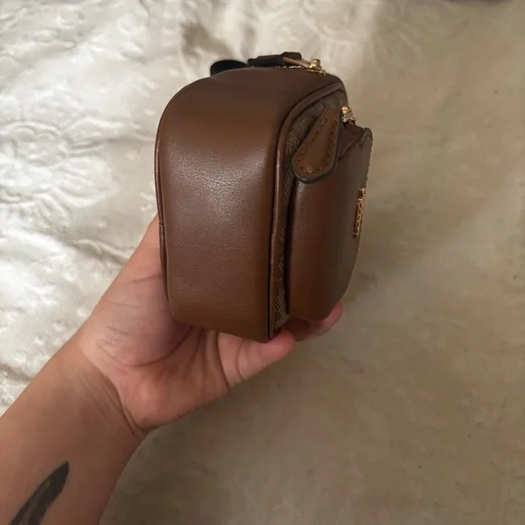 Coach Brown Signature Mini Backpack Coin Purse with Gold Hardware - Picture 4 of 5